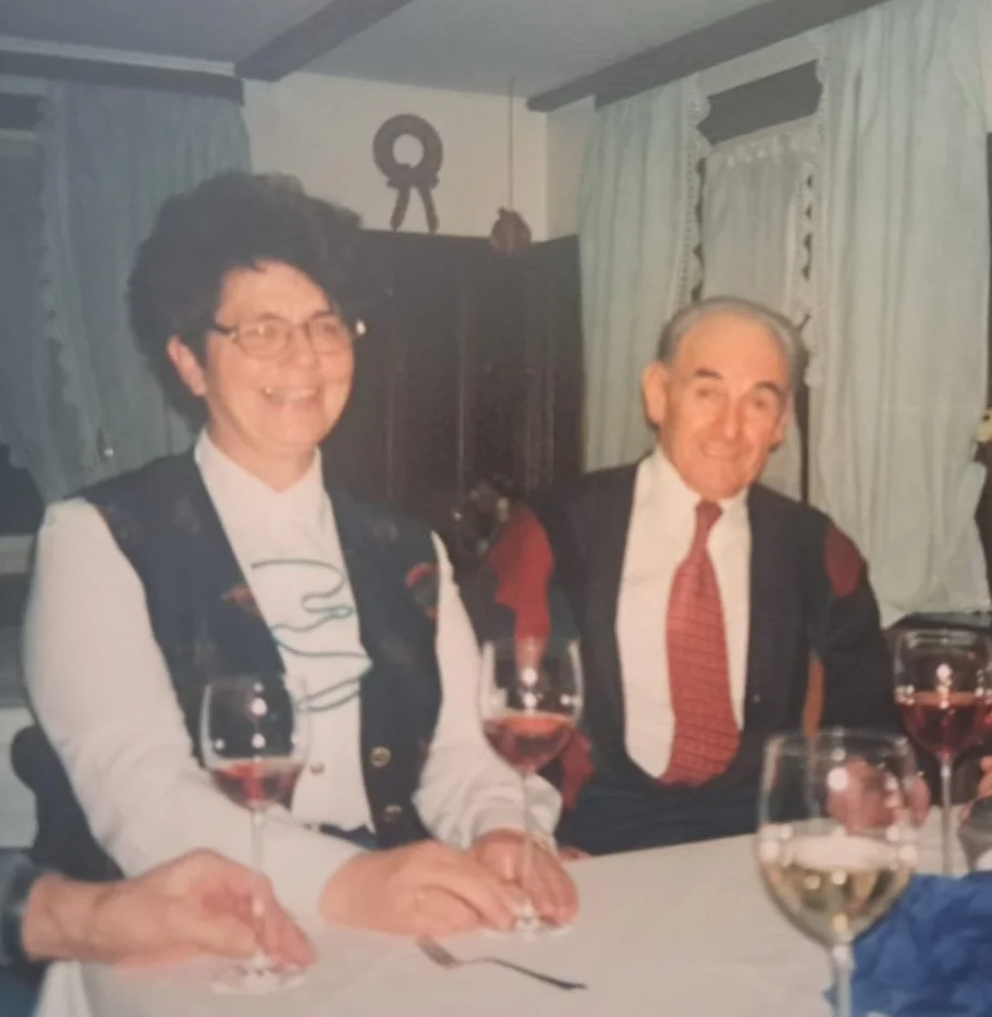 Anton und Maria Lässer, die ersten Gastgeber des Almhofs