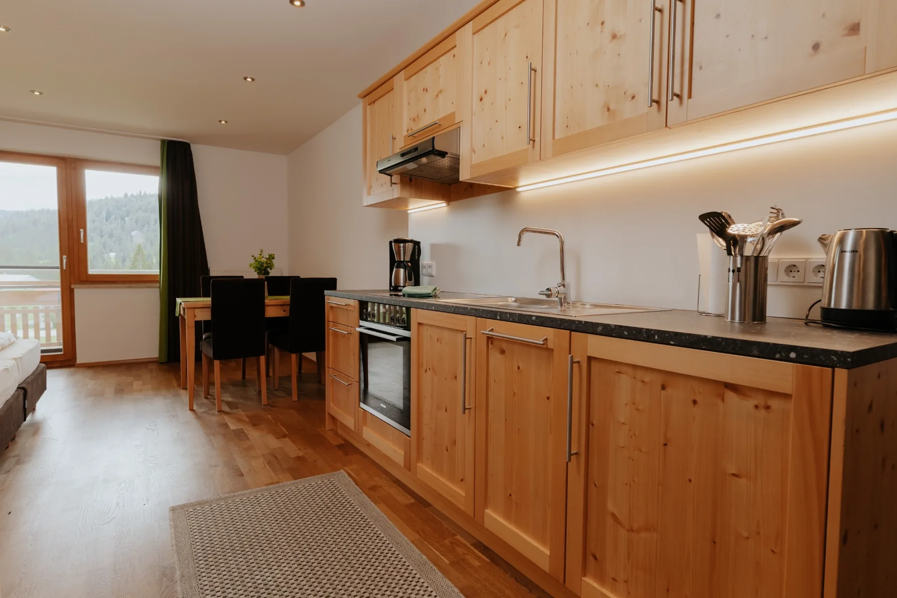 Küche der Ferienwohnung Alpenrose